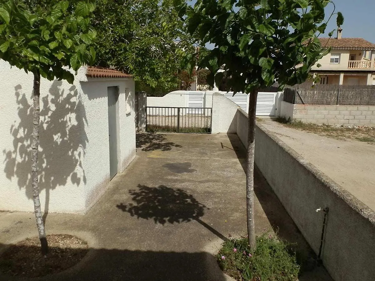 Vacaciones Junto Al Mar: Casa Con Wifi, Admite Mascotas, Playa Cercana, A/C Opcional - Es-184-45 Riumar Spain